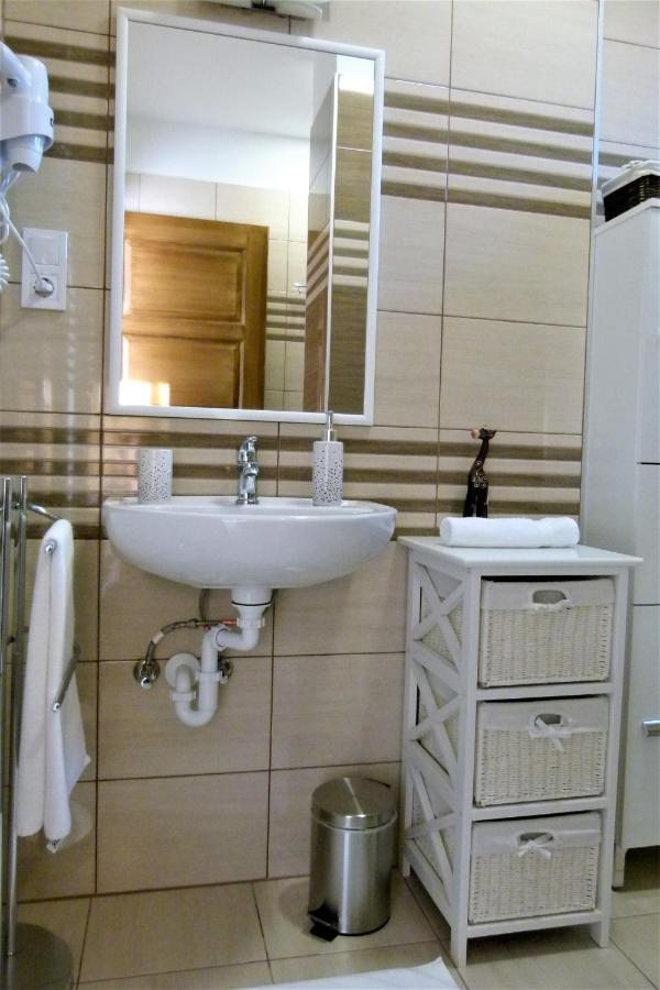 Wolf House Apartman 절러에게르세그 외부 사진